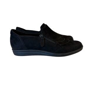 Clarks‎ Women's Suede Loafer Size 10
